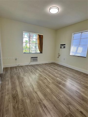 2400 NW 15th St, Miami, FL 33125