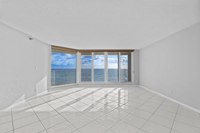 3600 S Ocean Boulevard 203, South Palm Beach, FL 33480