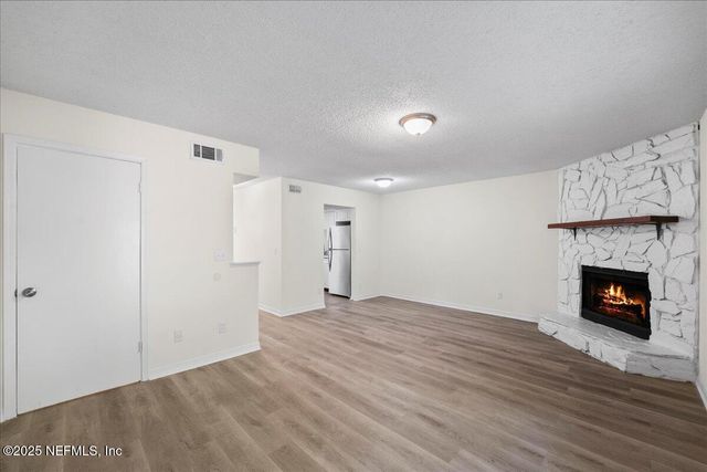 5628 MARATHON Parkway, Jacksonville, FL 32244