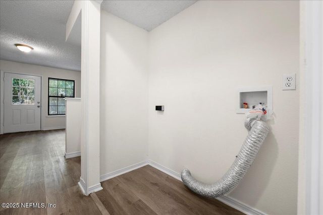 5628 MARATHON Parkway, Jacksonville, FL 32244