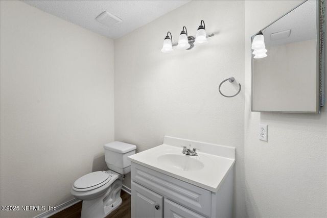 5628 MARATHON Parkway, Jacksonville, FL 32244