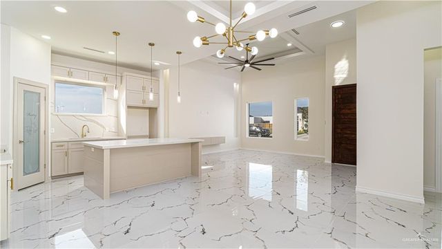 3104 E Uva E Avenue, Hidalgo, TX 78557