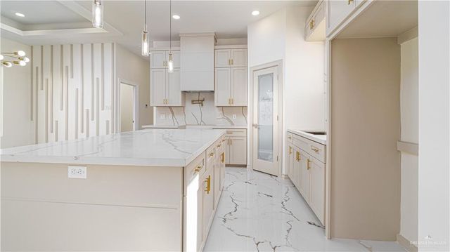 3104 E Uva E Avenue, Hidalgo, TX 78557