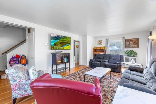 947 Long Ave., Richland, WA 99352