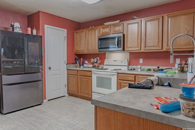 11211 Ancient Coach, San Antonio, TX 78213