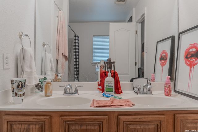 11211 Ancient Coach, San Antonio, TX 78213