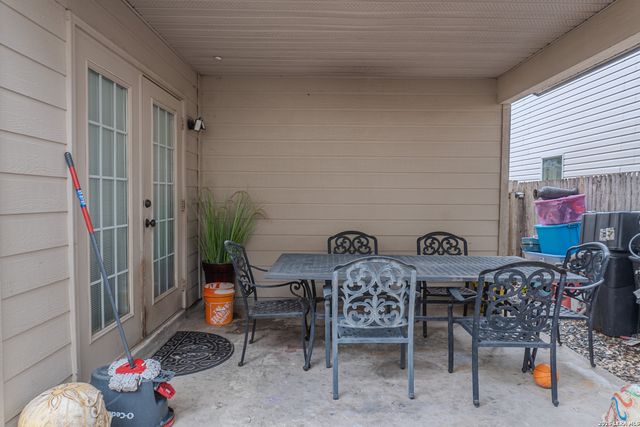 11211 Ancient Coach, San Antonio, TX 78213