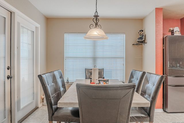 11211 Ancient Coach, San Antonio, TX 78213