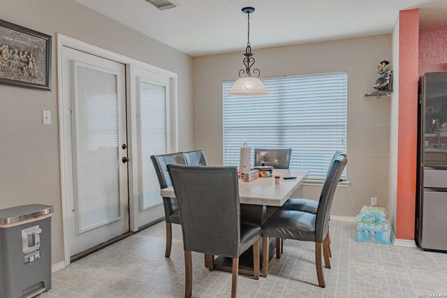 11211 Ancient Coach, San Antonio, TX 78213