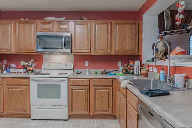 11211 Ancient Coach, San Antonio, TX 78213