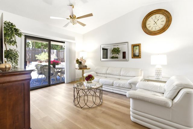 6703 Admiral Ave, Fair Oaks, CA 95628