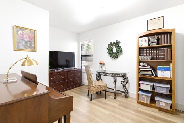 6703 Admiral Ave, Fair Oaks, CA 95628
