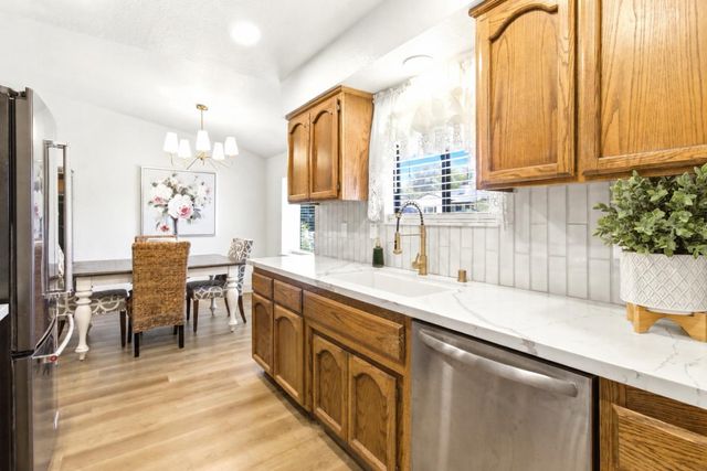 6703 Admiral Ave, Fair Oaks, CA 95628