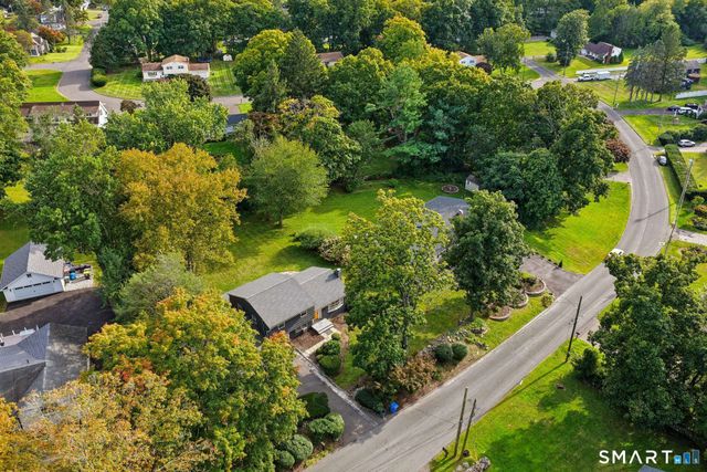 280 Plattsville Road, Trumbull, CT 06611