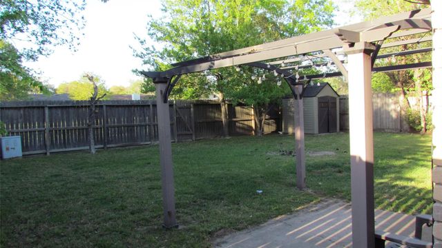 12022 Yearling Drive, Houston, TX 77065
