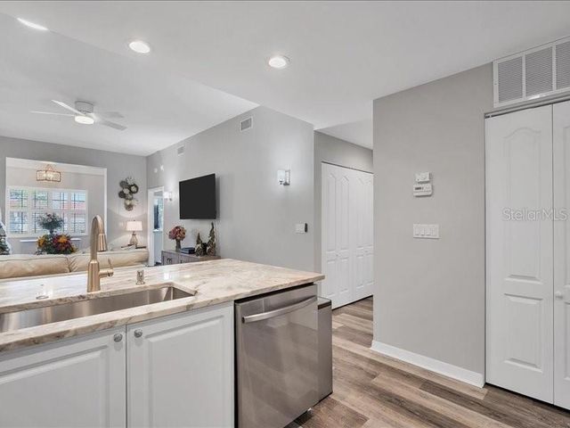 3701 54TH DRIVE W 102, Bradenton, FL 34210