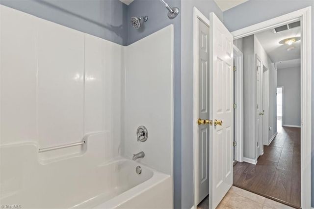 2203 Oakhurst Court, Kannapolis, NC 28081