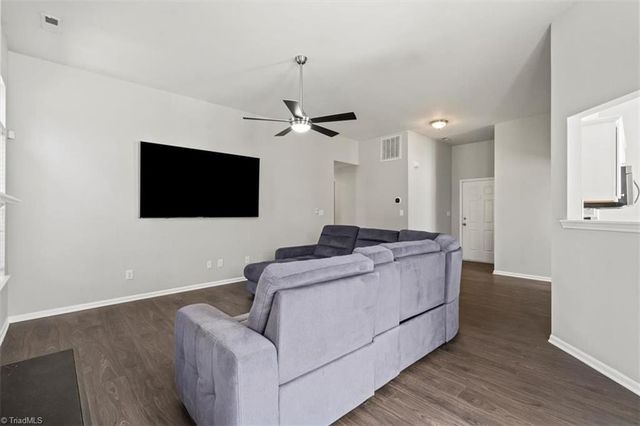 2203 Oakhurst Court, Kannapolis, NC 28081