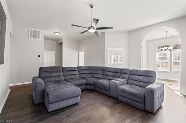 2203 Oakhurst Court, Kannapolis, NC 28081