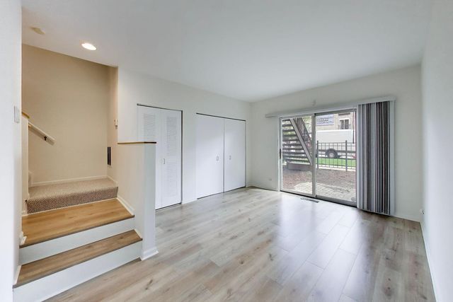 1806 W ARGYLE Street G, Chicago, IL 60640
