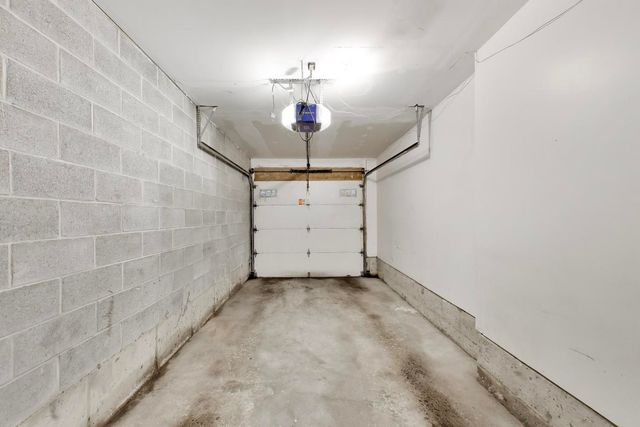 1806 W ARGYLE Street G, Chicago, IL 60640