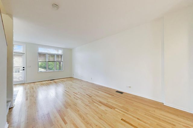 1806 W ARGYLE Street G, Chicago, IL 60640