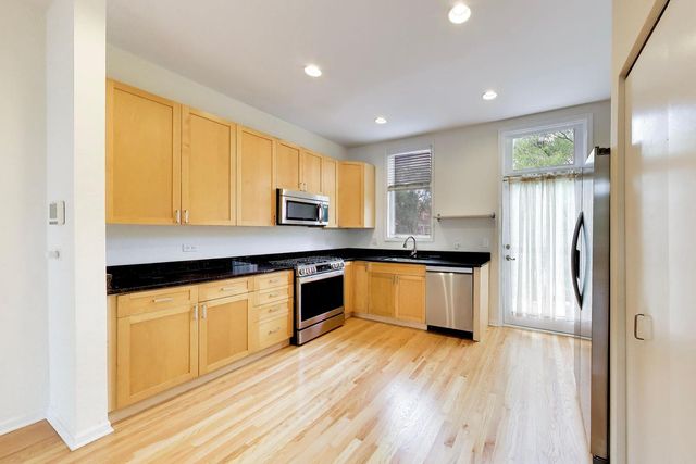 1806 W ARGYLE Street G, Chicago, IL 60640