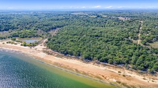 Oaks Cove Lane, Kingston, OK 73439