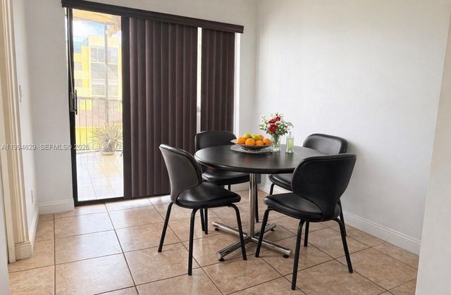 6575 W Oakland Park Blvd 311, Lauderhill, FL 33313