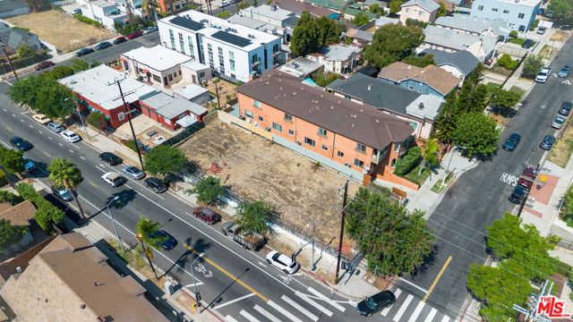 1301 N Alexandria Avenue, Los Angeles, CA 90027