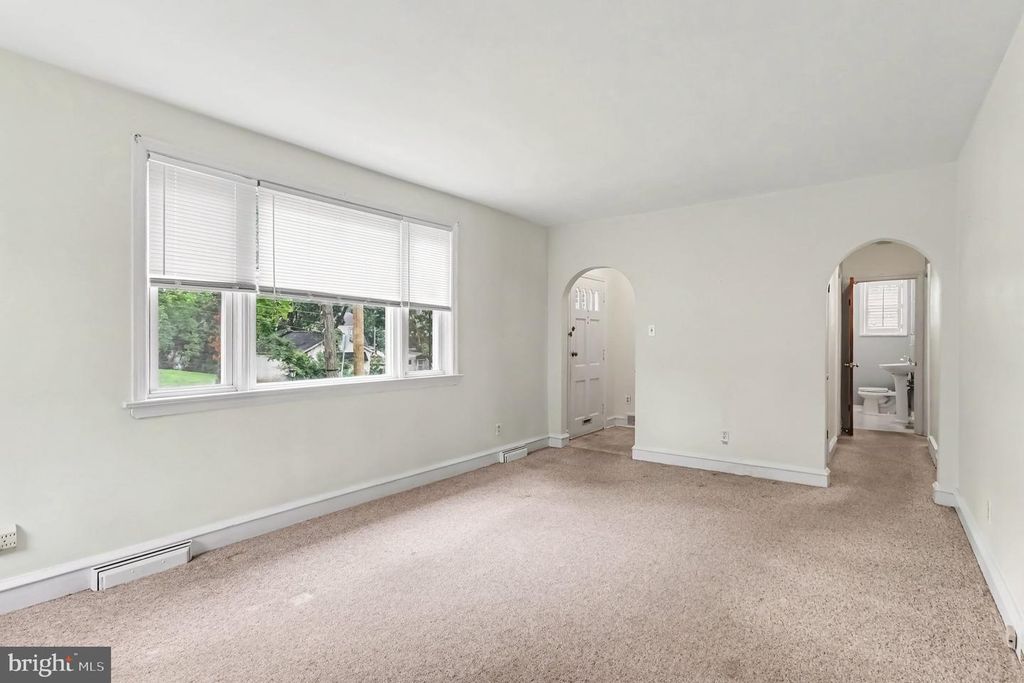 368 FLAMINGO ST, PHILADELPHIA, PA 19128 — photo 4