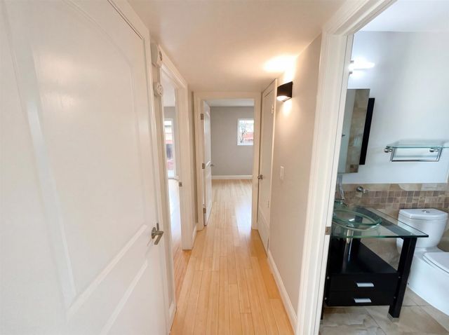 400 Santa Maria Dr, Fairfield, CA 94533