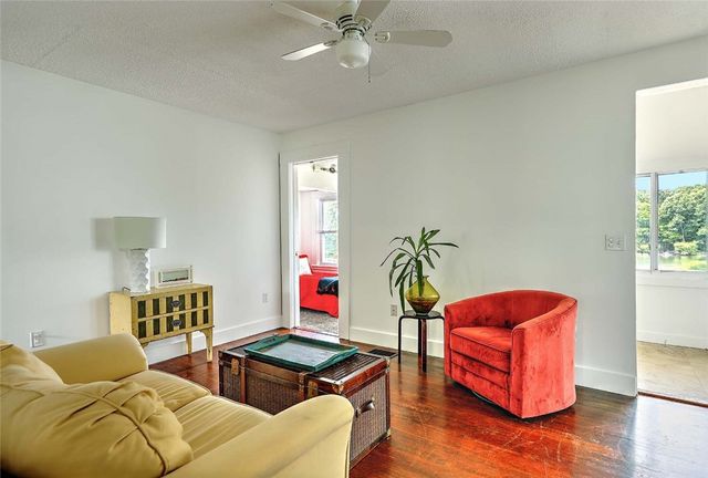 59 Booth Avenue, East Providence, RI 02915
