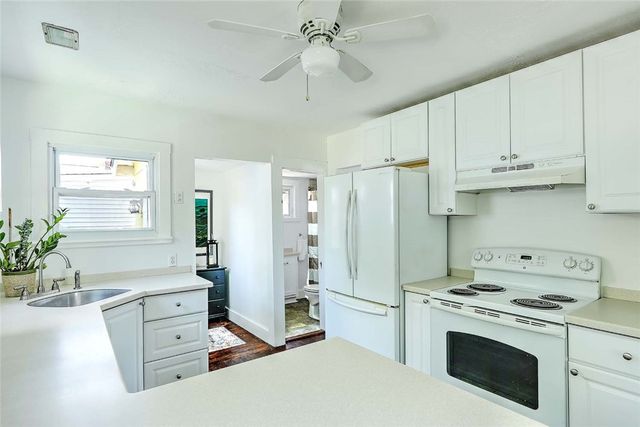 59 Booth Avenue, East Providence, RI 02915