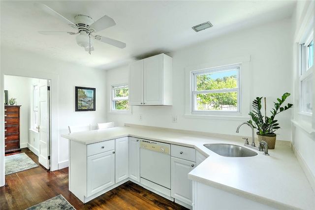 59 Booth Avenue, East Providence, RI 02915