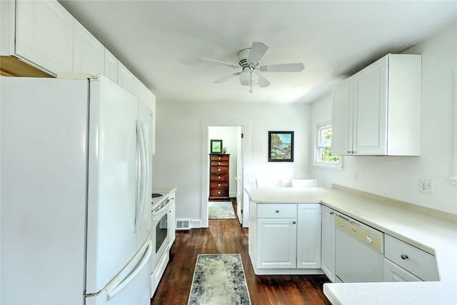 59 Booth Avenue, East Providence, RI 02915