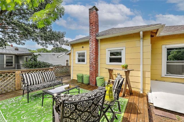 59 Booth Avenue, East Providence, RI 02915