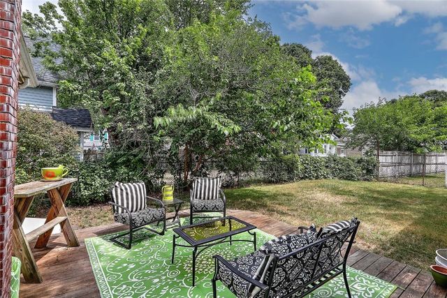 59 Booth Avenue, East Providence, RI 02915