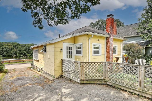 59 Booth Avenue, East Providence, RI 02915