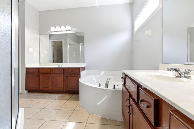 4669 SHIRA DR, Bartlett, TN 38002