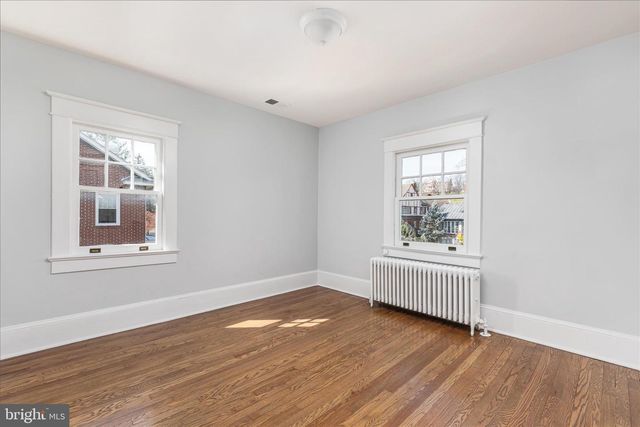 429 N ROYAL AVE, Front Royal, VA 22630