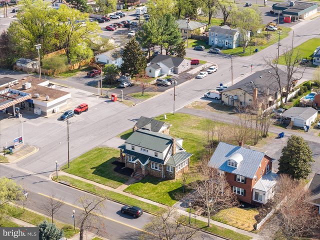 429 N ROYAL AVE, Front Royal, VA 22630