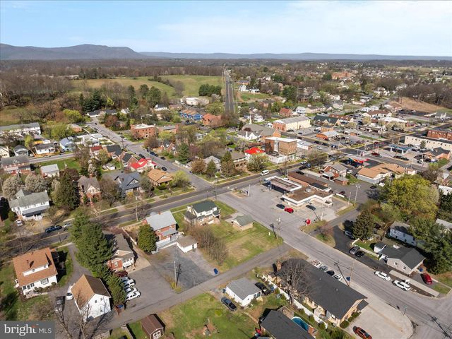 429 N ROYAL AVE, Front Royal, VA 22630