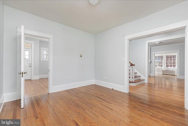 429 N ROYAL AVE, Front Royal, VA 22630
