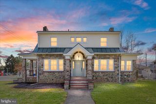 429 N ROYAL AVE, Front Royal, VA 22630