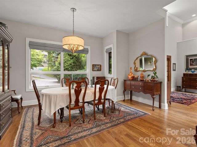 515 Flying Hawk Trail, Waynesville, NC 28786