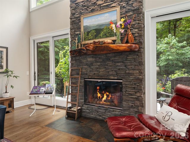 515 Flying Hawk Trail, Waynesville, NC 28786