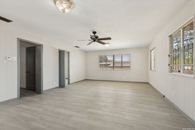 630 CARLISLE AVE, San Antonio, TX 78225