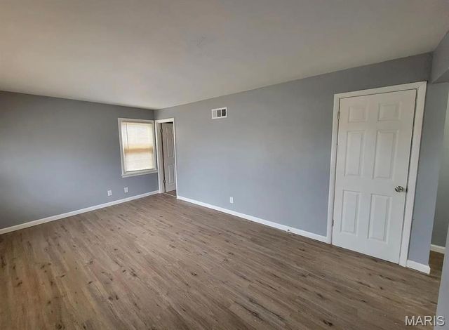 5636 Sapphire Avenue, St Louis, MO 63136