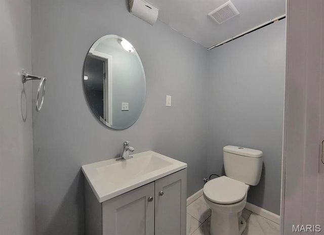 5636 Sapphire Avenue, St Louis, MO 63136